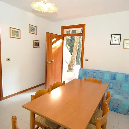 In 24877 Apartment Rosolina Mare
